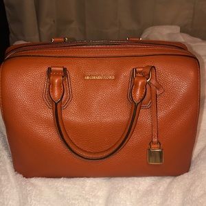 MICHAEL KORS HANDBAG